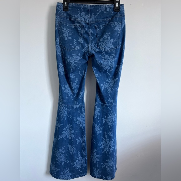 🌟FREE PEOPLE We The Free Penny Pull-On Printed Flare Jeans-Size 29 - Picture 13 of 15